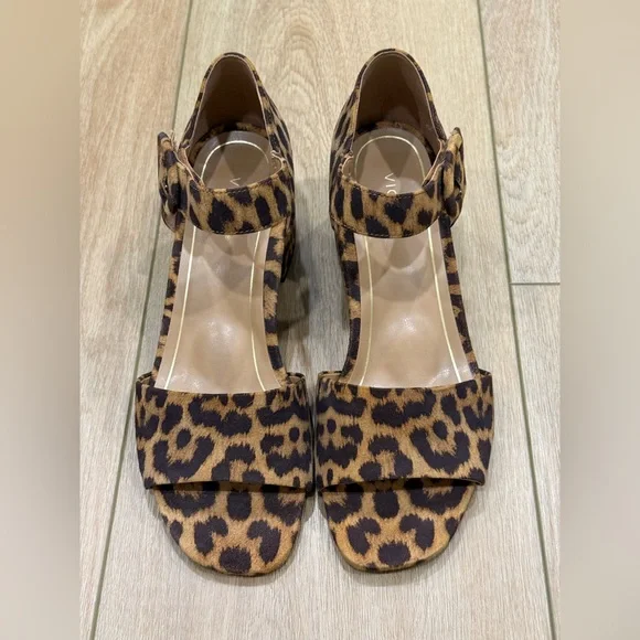 Vionic Chardonnay Leopard Block Heel Sandals Size 10 New - Picture 3 of 9